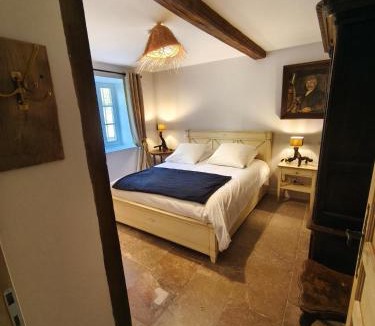 Saint-Martin-de-la-Mer House | La maison du lac