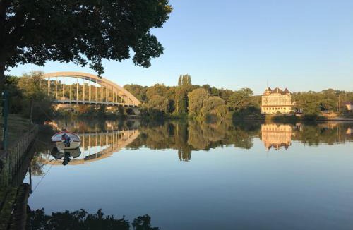 Saint-Pierre-du-Vauvray House | La maison des pêcheurs