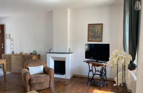 Villeseque-des-Corbieres House | La Maison Des Vendangeurs