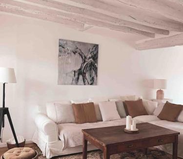 Boissise-la-Bertrand House | La Maison Gabriac