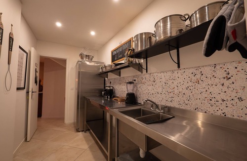 Flavigny-sur-Ozerain House | La Maison George