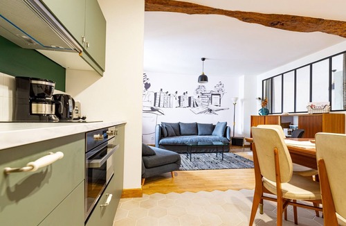 Flavigny-sur-Ozerain House | La Maison George