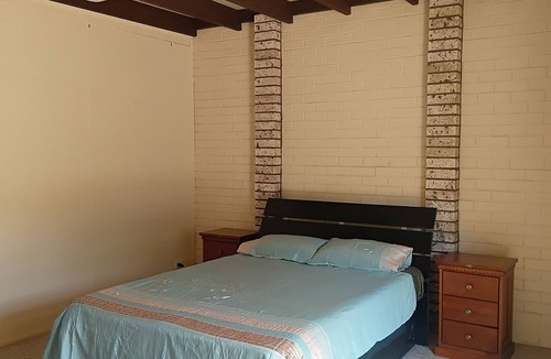 Bakers Creek Cottage | La Maison Gloucester