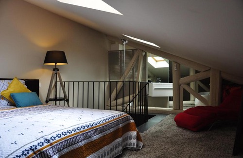 Convention House | La Maison Jacquard