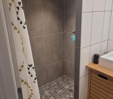 Die Apartment | La Maison JAUNE