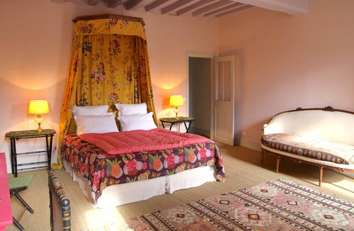 Saint-Fargeau Bed & Breakfast | La Maison Jeanne D'arc
