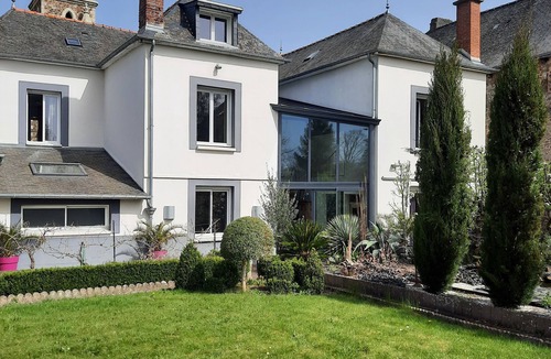 Saint-Pern House | La Maison Jeanne