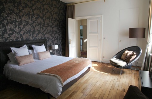 Cathedrale House | La Maison Jules