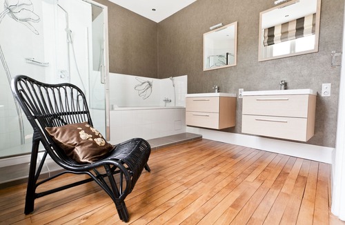 Cathedrale House | La Maison Jules