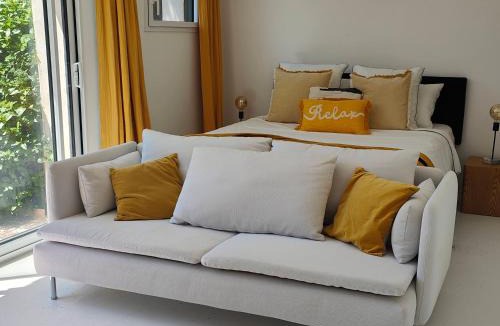 Lunel Bed & Breakfast | La Maison l'Oliveraie
