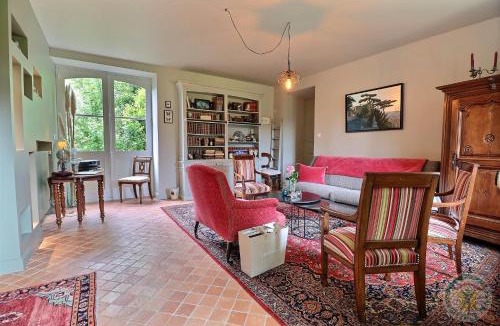Le Minihic-sur-Rance House | La Maison Les Mimosas