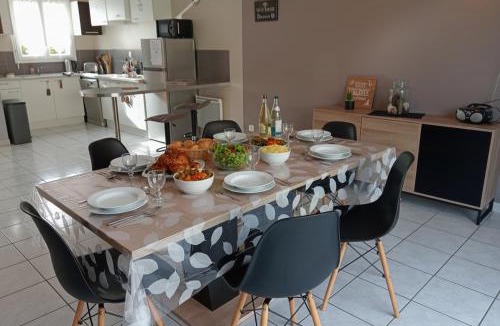 Arrest House | La Maison LOLA