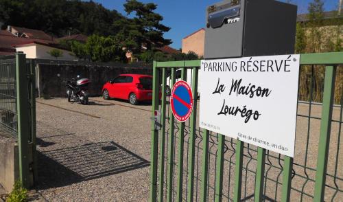 Hauterives Apartment | La Maison Lourégo CAPUCINE