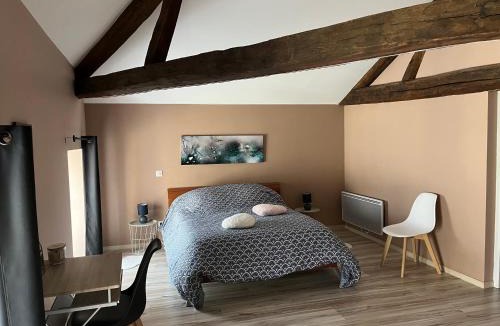 Bar-sur-Aube Apartment | La Maison Majorelle