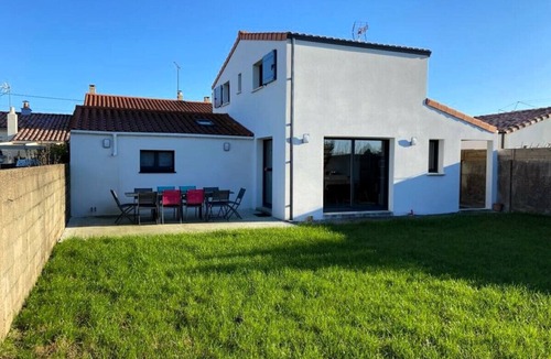Jard-sur-Mer House | La Maison MANOLE 2km from the beach