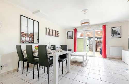 Chilly-Mazarin Villa | La Maison Mazarin