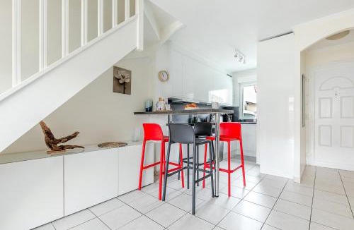 Chilly-Mazarin Villa | La Maison Mazarin