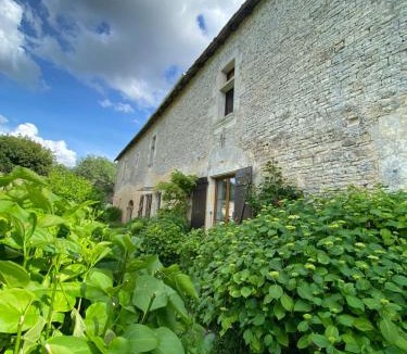 Champagne-le-Sec House | La Maison Noble