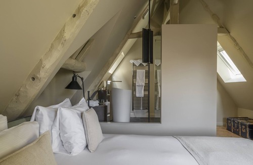 Dinan House | La Maison Pavie