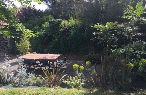 Le Vast House | la maison perchée