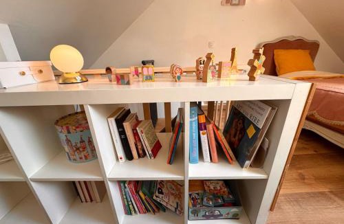 Bourron-Marlotte Apartment | La Maison Poème - 10 min from Fontainebleau