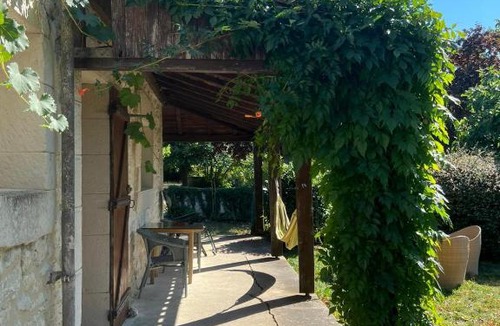 Velines Villa | La Maison Pourpre