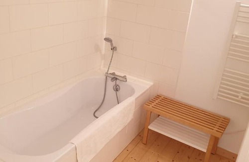 Val de Gatine House | La Maison près du ruisseau