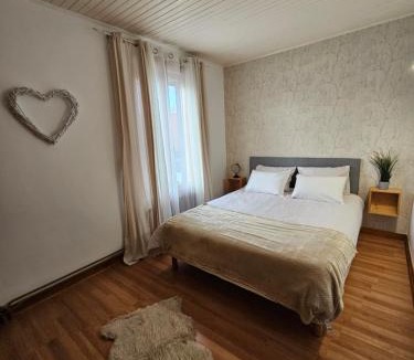 Bourg-de-Thizy Villa | La Maison Richard