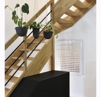 Roanne House | La Maison Rose, chaleureuse et luxueuse