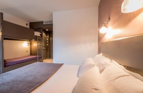 Barberaz Hotel | La Maison rouge 2*