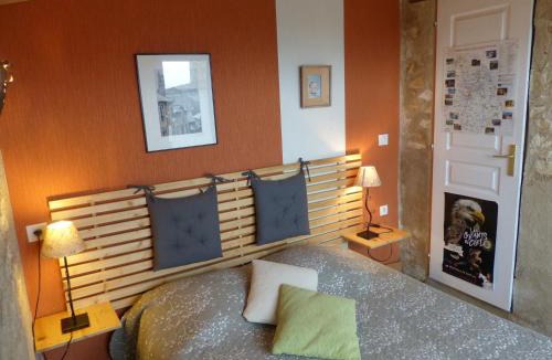 Chauvigny Bed & Breakfast | La Maison Rouge