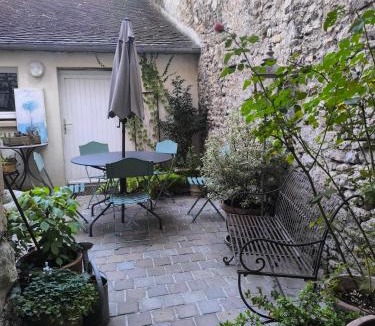 Falaise House | La maison Saint-Gervais