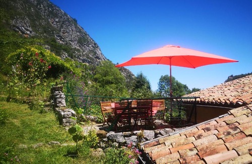 Montsegur Bed & Breakfast | la maison sous le château