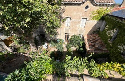 Moux Bed & Breakfast | La Maison Tataouine