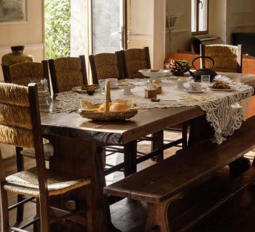 Moux Bed & Breakfast | La Maison Tataouine