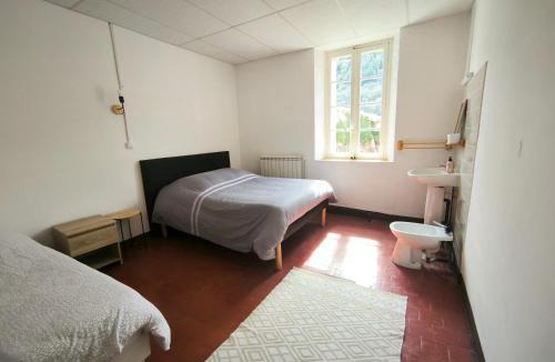 Besseges House | La Maison TILIA