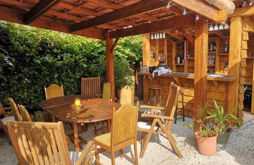 Limalonges Villa | La Maison Verger