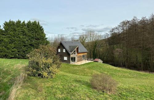 Clecy Villa | La Maison Verte