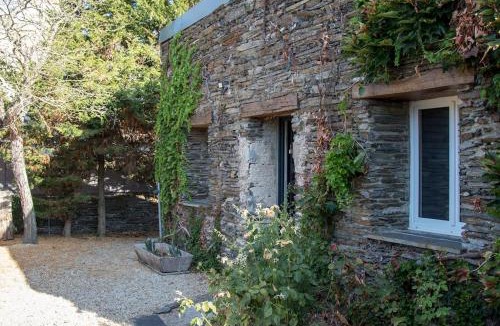 Saint-Jean-des-Mauvrets House | La maisonnette de Joséphine
