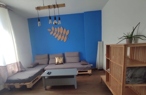 La Voulte-sur-Rhone House | La Maisonnette near via'rhona