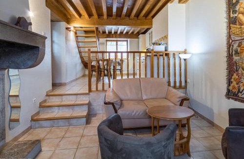 Chaudenay-le-Chateau House | La Maisonnette