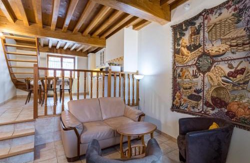 Chaudenay-le-Chateau House | La Maisonnette