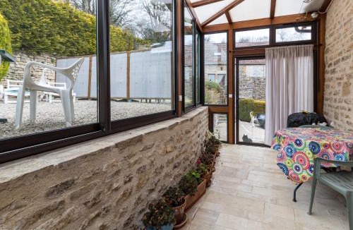 Chaudenay-le-Chateau House | La Maisonnette