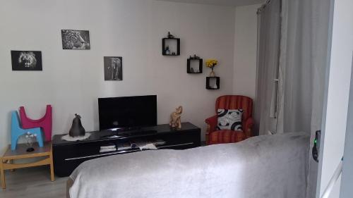 Vendeuvre-sur-Barse House | La Maisonnette