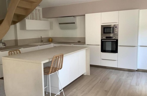 Chastel-Nouvel House | La Maisonnette de Colette