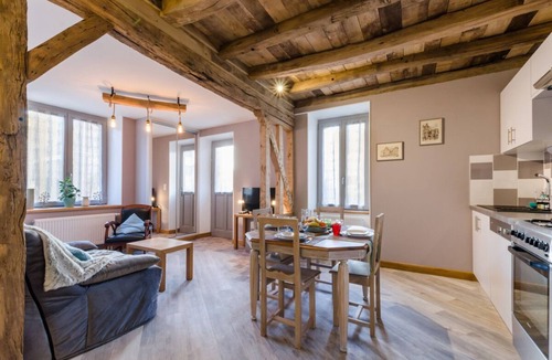 Estissac House | La Maisonnette - Estissac