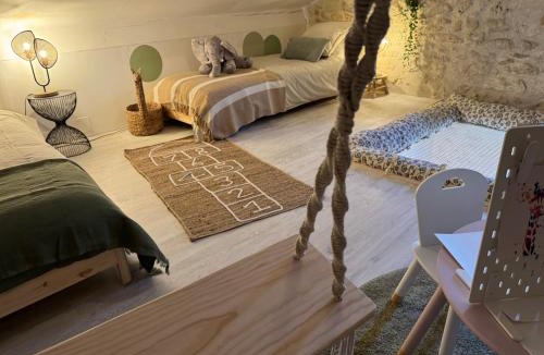 Naujan-et-Postiac Villa | La Maisonnette d'Émilion