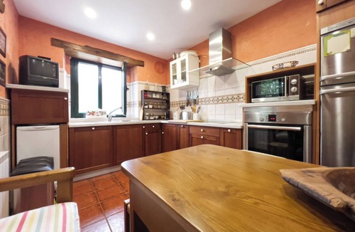 Fuentes de Penacorada House | La Majada II House. C.R. for children Located in the foothills of the Picos de Europa.