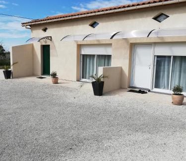 Jau-Dignac-et-Loirac Bed & Breakfast | La Mancine Laulan