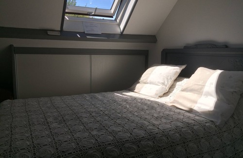 Neuville-sous-Montreuil House | La Mansarde